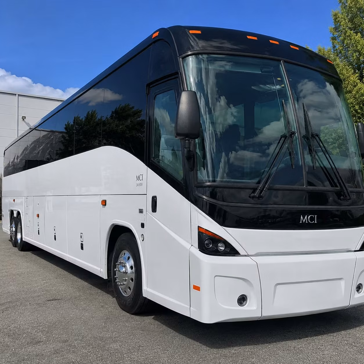 compare airport transportation options in san leandro and beyond